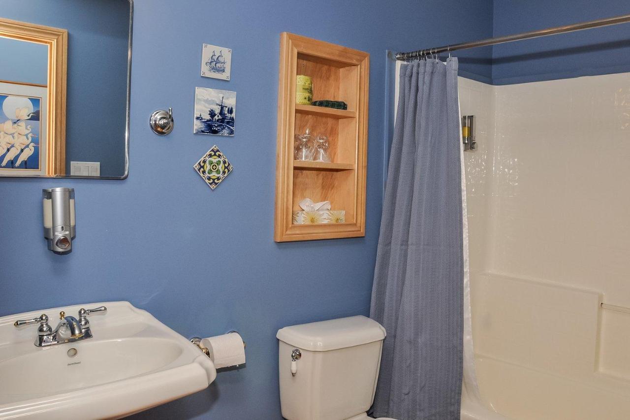 Chanterelle Inn & Cottages Baddeck Inlet Extérieur photo