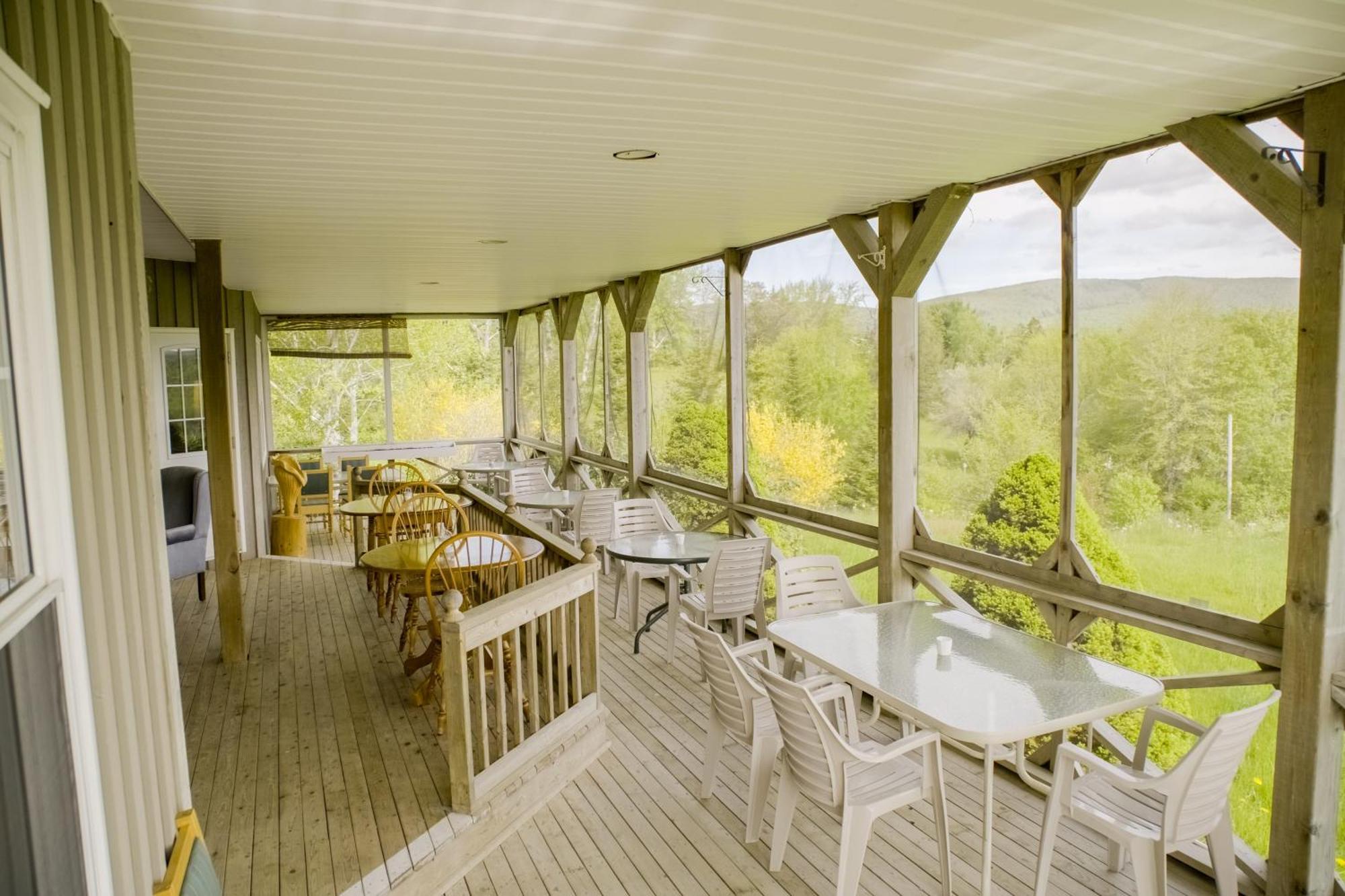 Chanterelle Inn & Cottages Baddeck Inlet Extérieur photo
