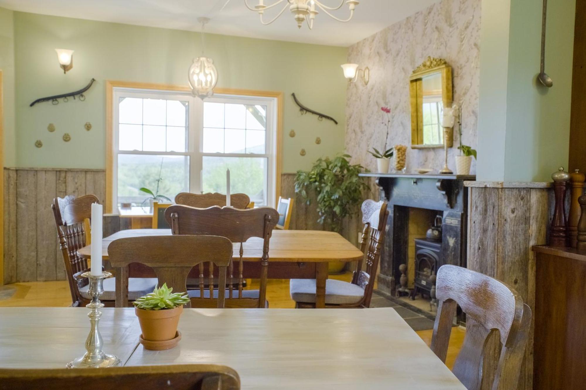 Chanterelle Inn & Cottages Baddeck Inlet Extérieur photo