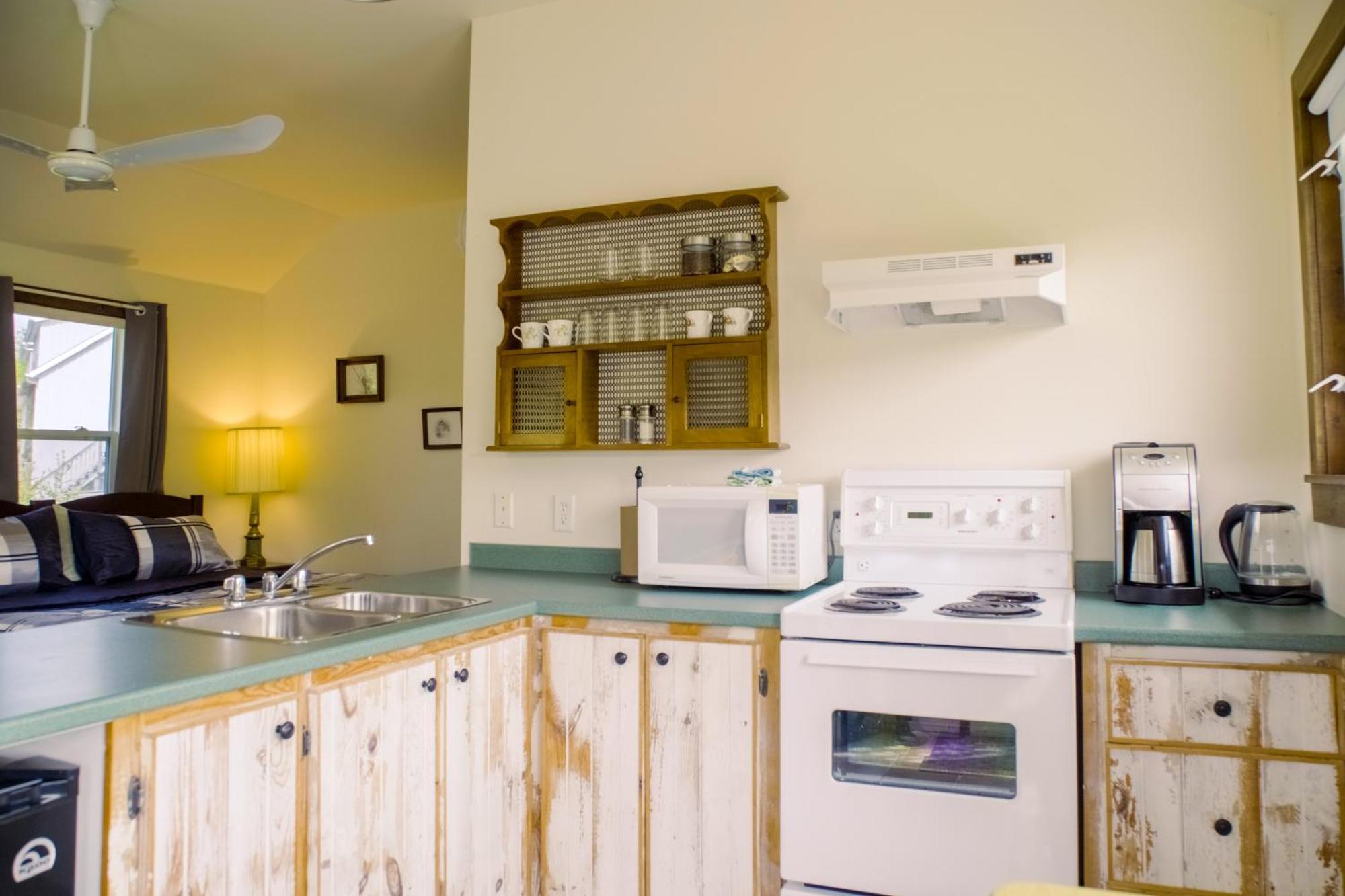 Chanterelle Inn & Cottages Baddeck Inlet Extérieur photo